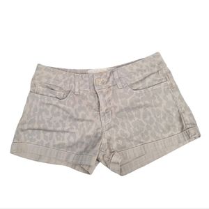 Bella Dahl beige leopard print shorts